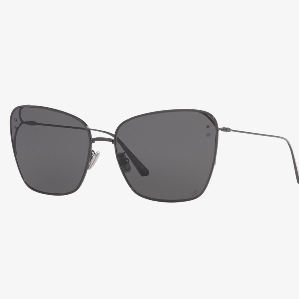 NIB MISSDIOR B2U 08A Cat Eye Sunglasses- Black